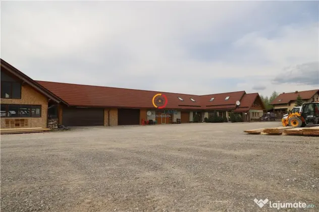 Constructii si teren intravilan18.000 mp - Brasov (Brasov)