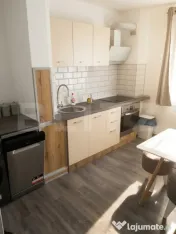 Apartament 41mp. - central, etaj 2. 