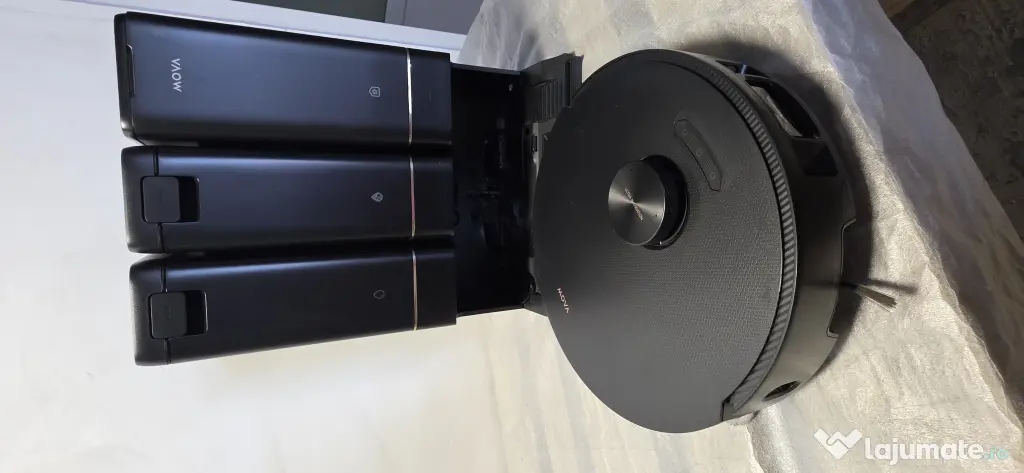 Aspirator robot MOVA Z60 Ultra Roller Complete cu stație și mop