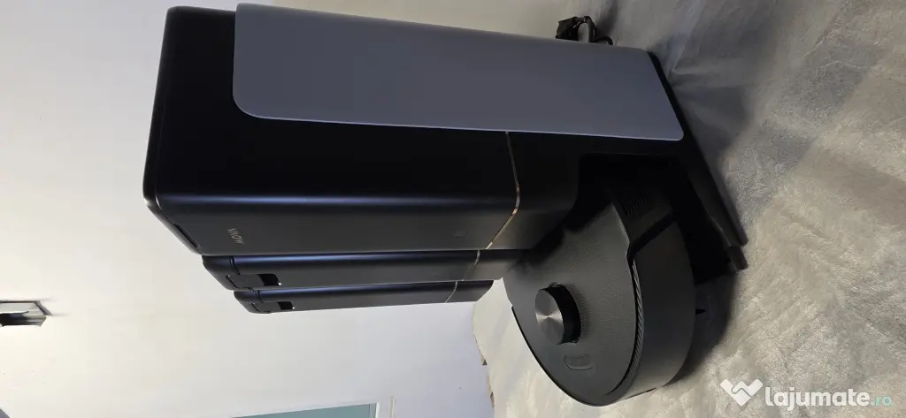 Aspirator robot MOVA Z60 Ultra Roller Complete cu stație și mop