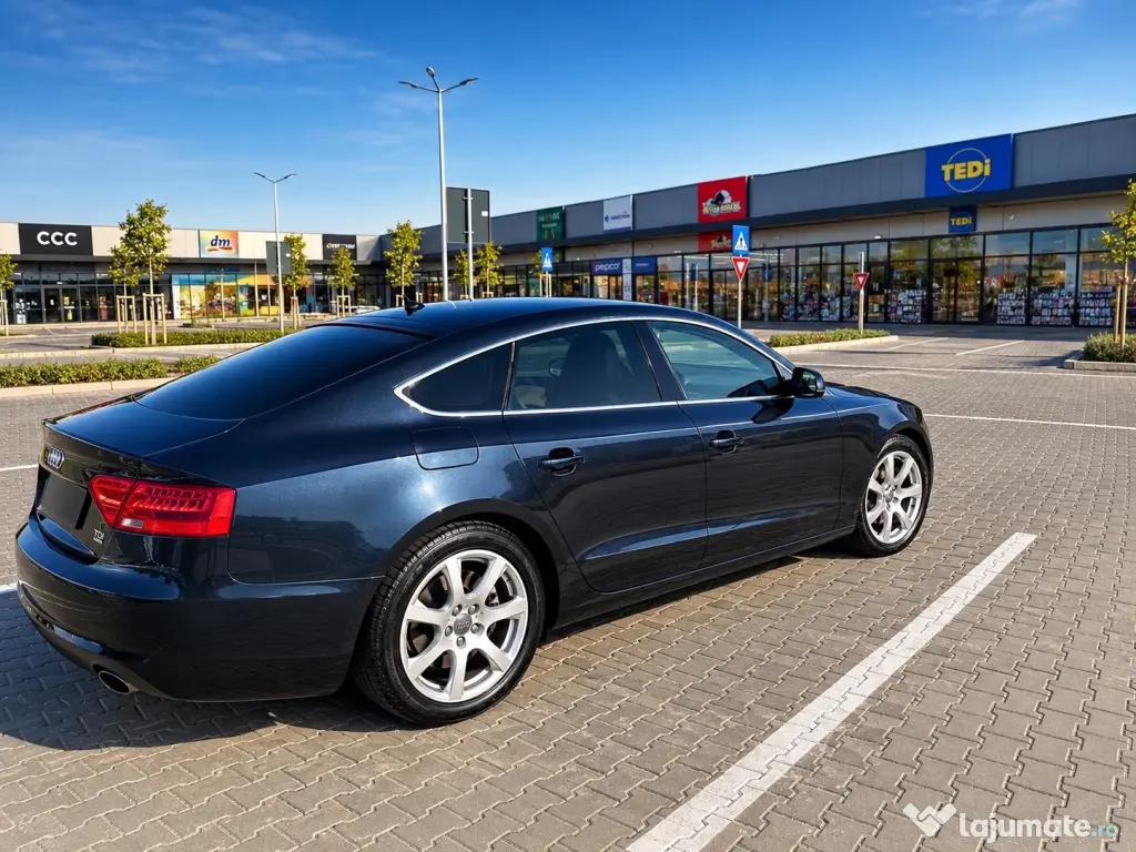 Vând Audi A5 Sportback facelift