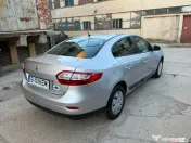 Renault Fluence 1.6 110 CP + GPL • 2011 • 181.000 km • 3.490 € 