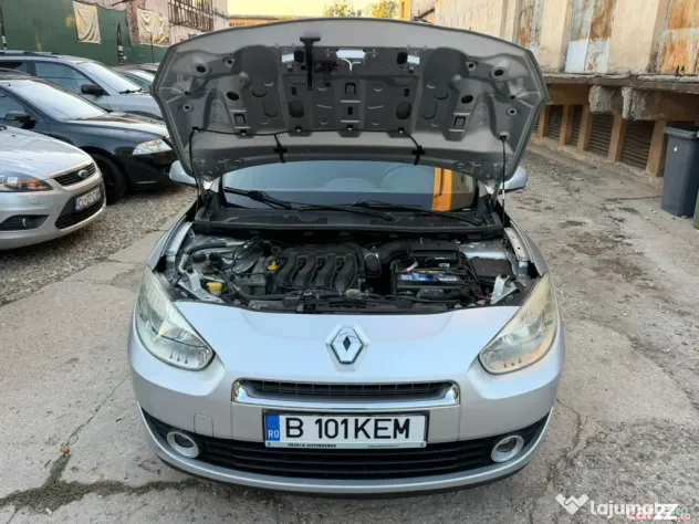 Renault Fluence 1.6 110 CP + GPL • 2011 • 181.000 km • 3.490 € - Bucuresti (Bucuresti-Ilfov)