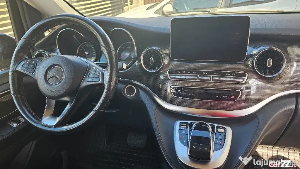 Mercedes-Benz V 300 d AVANTGARDE - 2019 - 8 locuri, TVA deductibil - Campia Turzii (Cluj)