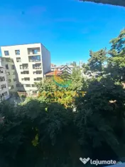 Calea Calarasi 3 camere semidecomandat 59 mp gata de mutare 