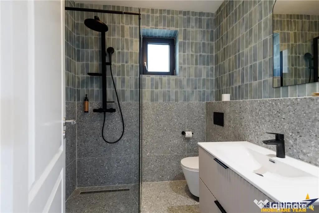 Vila boutique, Centrul Istoric Brasov, 2 unitati, investitie - Brasov (Brasov)