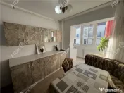Garsoniera decomandata etaj 1 si loc de parcare zona Turniso 