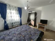 Garsoniera decomandata etaj 1 si loc de parcare zona Turniso 
