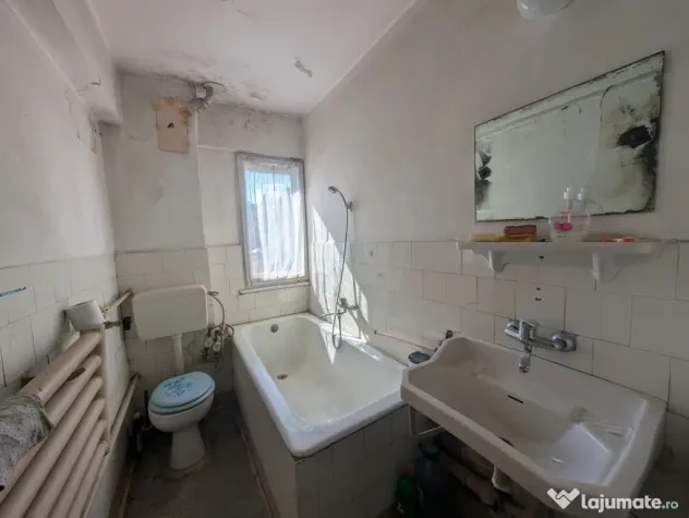 Apartament ultracentral etaj 2 - Bacau (Bacau)