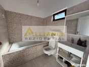 Duplex - 4 camere - 3 bai - 210 mp teren 