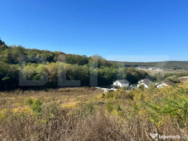De vanzare teren intravilan in Corunca – 1.800 mp, langa p - Corunca (Mures)
