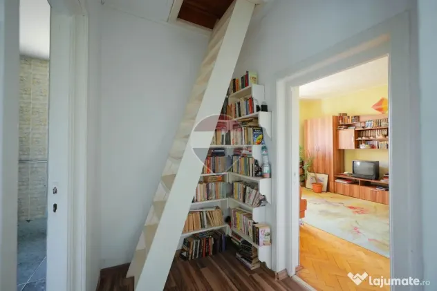 De vânzare pe str. Branului, casă de renovat, 5 camere, teren 514 mp - Oradea (Bihor)