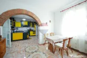 De vânzare pe str. Branului, casă de renovat, 5 camere, teren 514 mp 