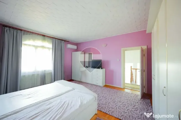 De vânzare pe str. Branului, casă de renovat, 5 camere, teren 514 mp - Oradea (Bihor)