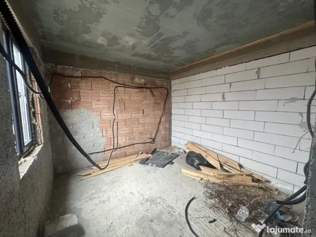 STEFANESTII DE JOS, CASA P+1E, TEREN 242 MP! - Stefanestii De Jos (Bucuresti-Ilfov)