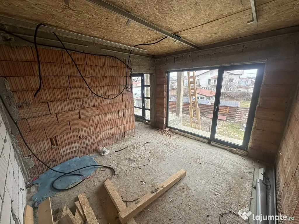 STEFANESTII DE JOS, CASA P+1E, TEREN 242 MP! - Stefanestii De Jos (Bucuresti-Ilfov)