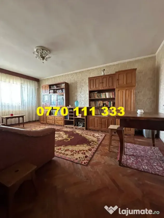 - Apartament 3 camere decomandat, zona Calarasilor. - Braila (Braila)