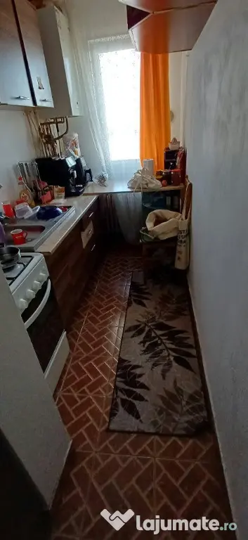 Rapsodiei, 2 camere,decom., etaj 2 - Baia Mare (Maramures)