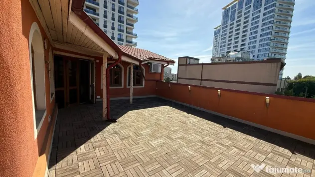 Vila individuala in Floreasca l 11 locuri de parcare - Bucuresti (Bucuresti-Ilfov)