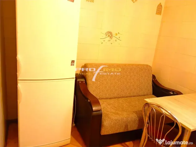Apartament 2 camere, parter inalt, semidecomandat, Piata Tom - Constanta (Constanta)