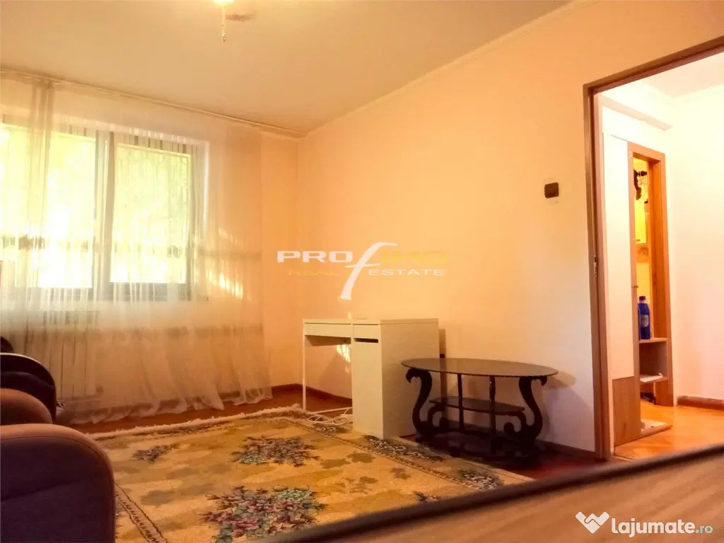 Apartament 2 camere, parter inalt, semidecomandat, Piata Tom - Constanta (Constanta)