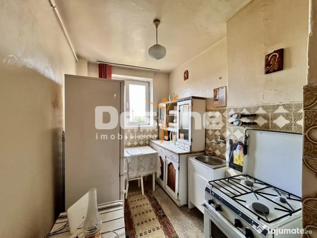 Apartament 2 camere, decomandat, Ultracentral, Ploiesti - Ploiesti (Prahova)