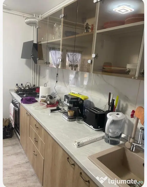 2 Camere-Decomandat- Centrala Proprie-Etaj 2/4- Soseaua Sala - Bucuresti (Bucuresti-Ilfov)