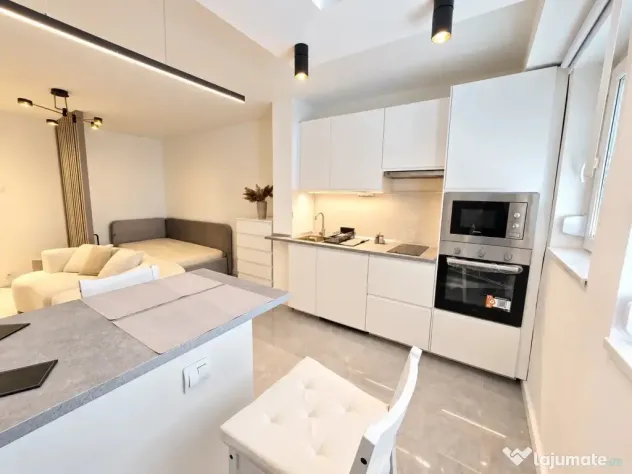Prima închiriere-Garsonieră renovată -Metrou Titan 5 min - Bucuresti (Bucuresti-Ilfov)