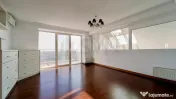 Triplex superb renovat I In City 