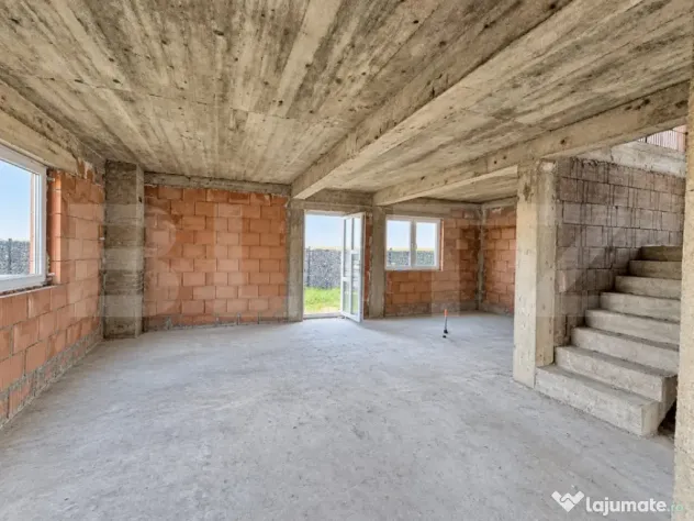 Casa P+M cu teren 486mp, Halchiu - Halchiu (Brasov)