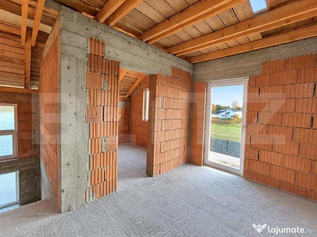 Casa P+M cu teren 486mp, Halchiu - Halchiu (Brasov)