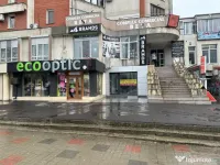 Închiriez spațiu comercial in zonă ultracentrală 
