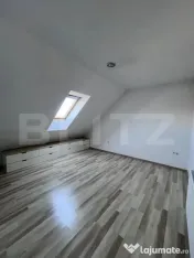 Apartament 3 camere, 83 mp, zona Florilor, cu parcare 