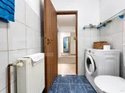 Apartament cu 3 camere în zona foarte liniștită din Ghimb 
