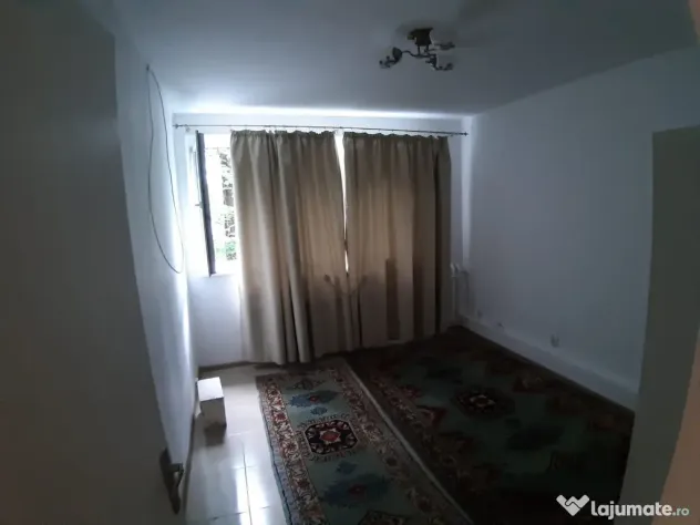 Închiriez spațiu nerezidențial în bloc 4 et. - Bucuresti (Bucuresti-Ilfov)
