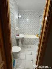 Apartament Cu 4 Camere Decomandate Zona Burdujeni - Cuza Voda 1 