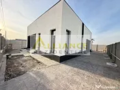 Casa moderna pe parter, 4 camere, teren 375 mp – ideala pentru familie 
