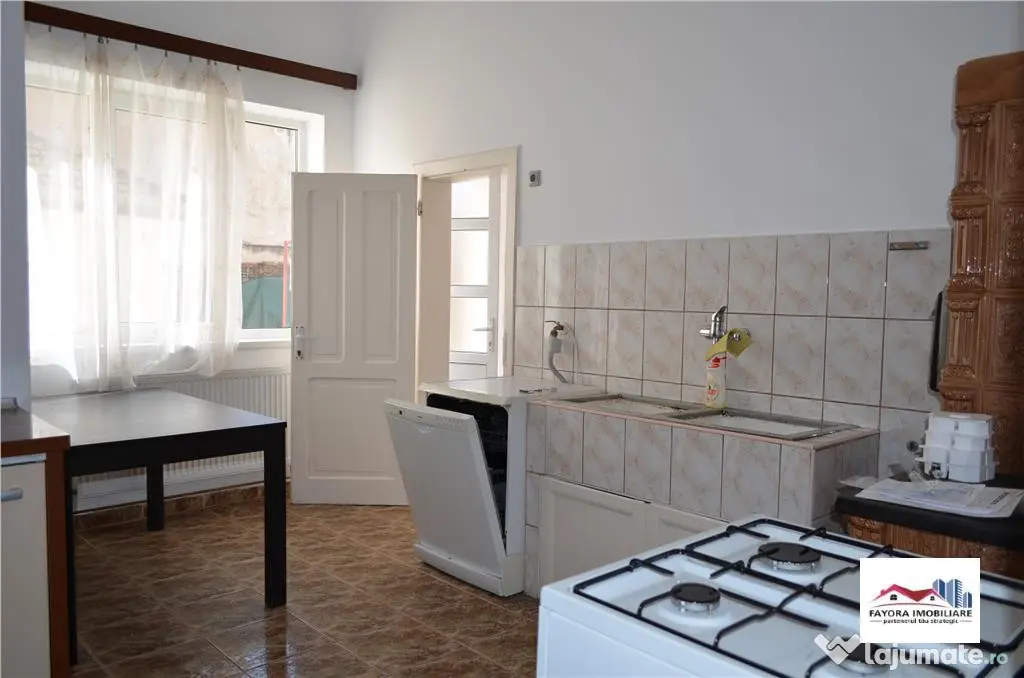 Casa de Inchiriat Mobilata si Utilata Zona Cetatii - Targu Mures (Mures)