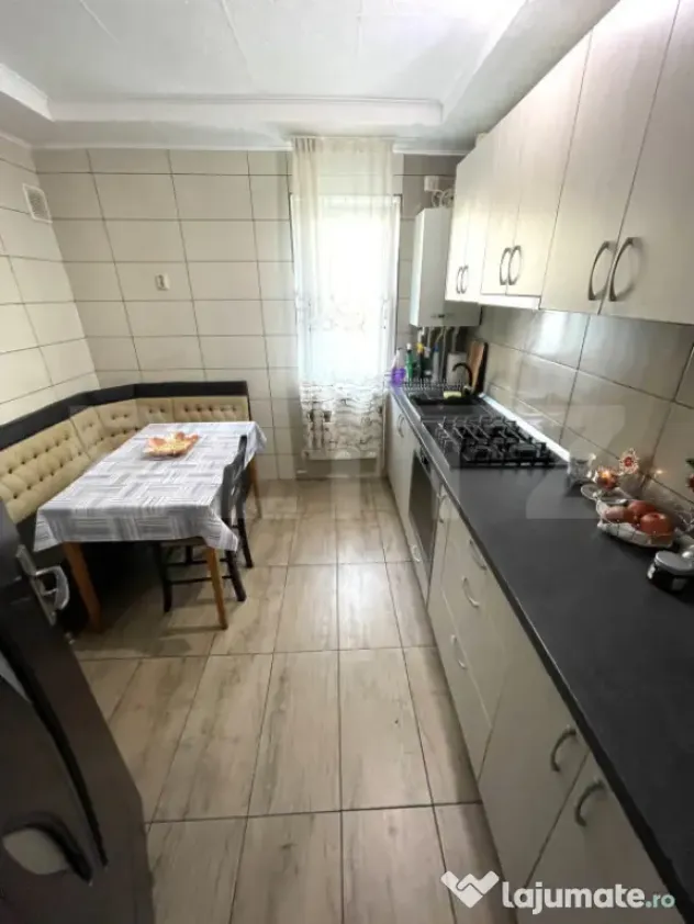 Apartament 3 camere, 60.59 mp, zona Centrală - Suceava (Suceava)