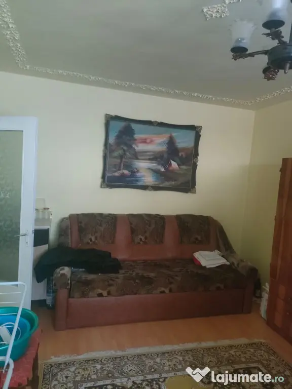Proprietar vând apartament 3 camere decomandat - Dumbraveni (Gorj)
