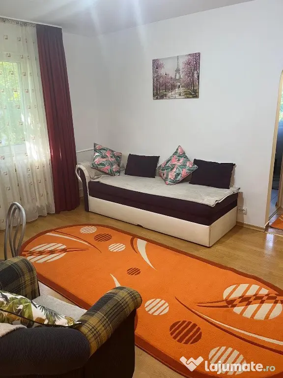 Apartament 2 camere renovat, etaj 2/4, loc de parcare. - Bucuresti (Bucuresti-Ilfov)