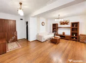 Apartament cu 3 camere decomandate etaj intermediar zona Tur 