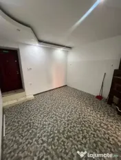 Spatiu comercial , zona centru 