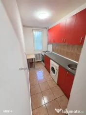 Garsoniera decomandata Drumul Taberei, metrou Valea Ialomitei