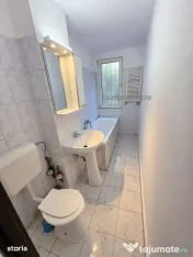 Garsoniera decomandata Drumul Taberei, metrou Valea Ialomitei