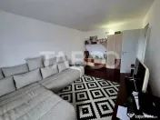 Apartament 3 camere decomandat de vanzare 72 mp balcon 7 mp 
