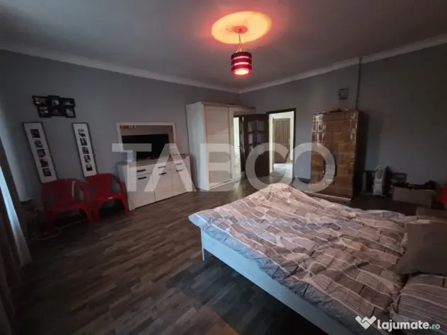 Casa 3 camere de vanzare in Voila 12km de Fagaras renovata 2 - Voila (Brasov)