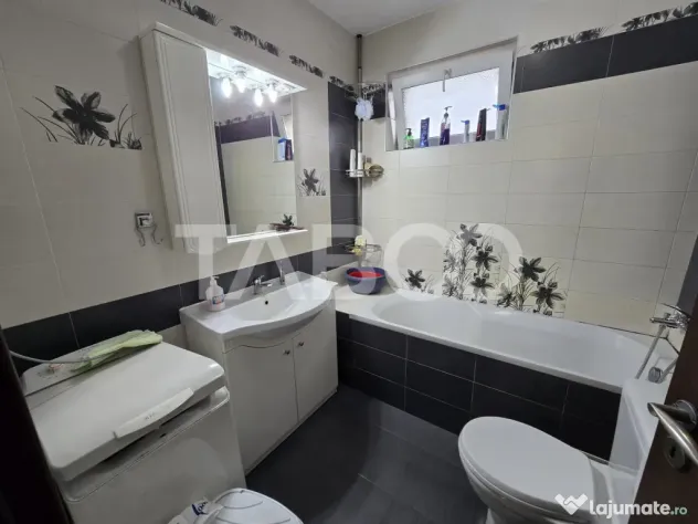 Apartament 3 camere decomandat mobilat balcon parcare Turnis - Sibiu (Sibiu)