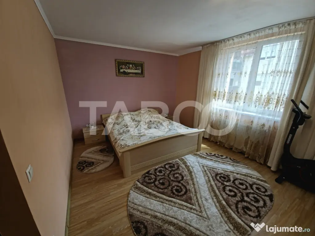 Apartament cu suprafata generoasa de 73mp 2 camere de vanzar - Sibiu (Sibiu)