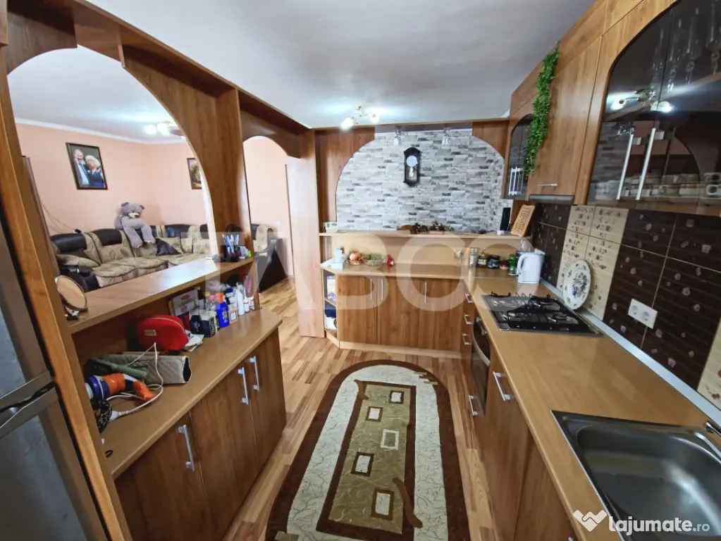 Apartament cu suprafata generoasa de 73mp 2 camere de vanzar - Sibiu (Sibiu)